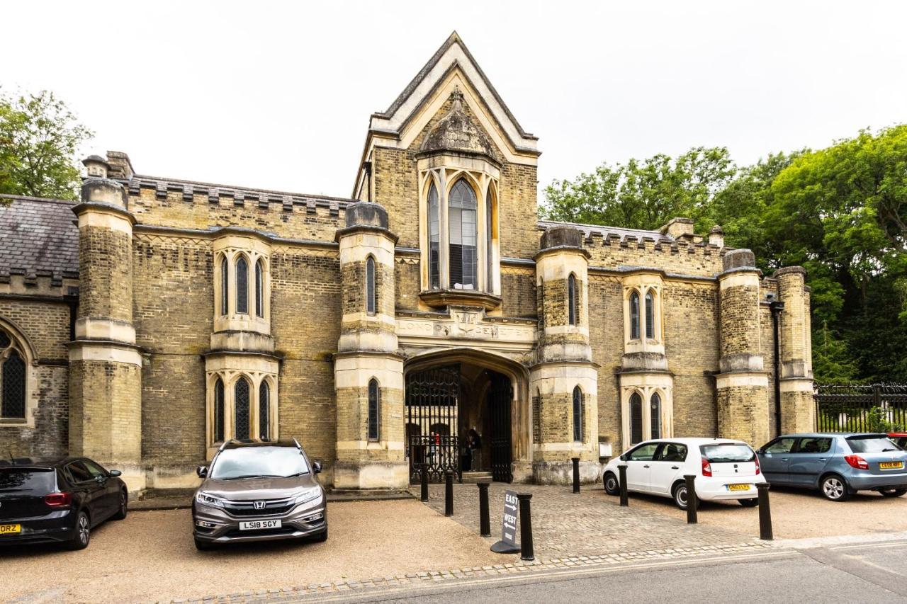 The London Secret, 1 Bed Flat With Patio - Zone 2 Londres Exterior foto